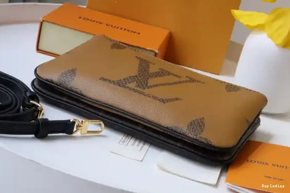 Repladies ZIP POCHETTE DOUBLE LOUIS VUITTON 0630
